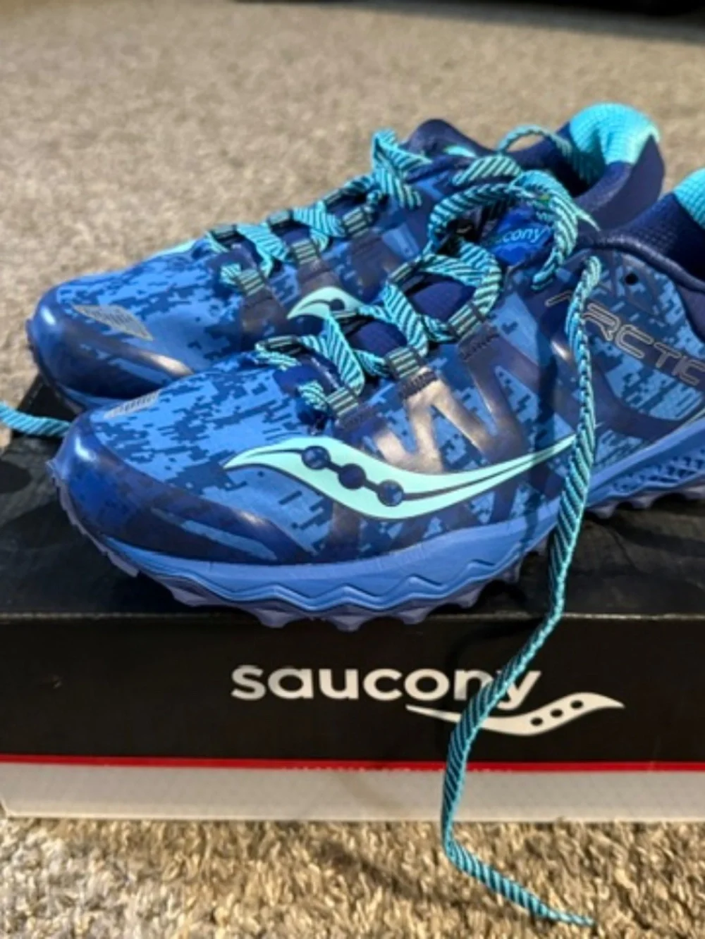 Saucony Peregrine 7 Ice+ Size 11 NIB